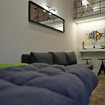 B & G's Loft * 卡尔派尼西翁