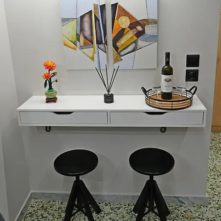 Nyaraló B & G's Loft Karpeníszi